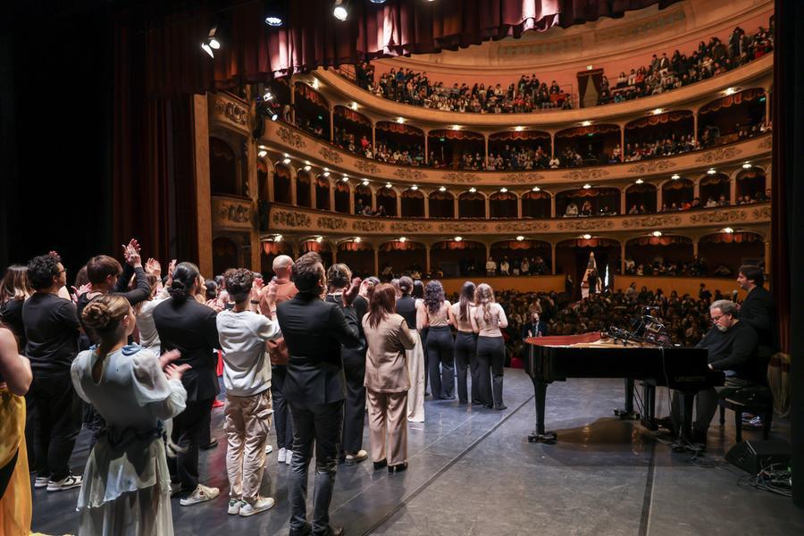 La carica dei 1600 studenti e docenti: «Parlare di violenza per combatterla»