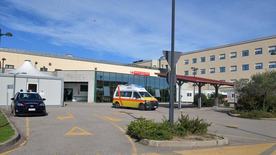 L'ingresso del pronto soccorso del Giovanni Paolo II