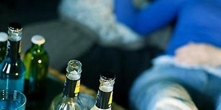 Violentata a 13 anni durante il pigiama party