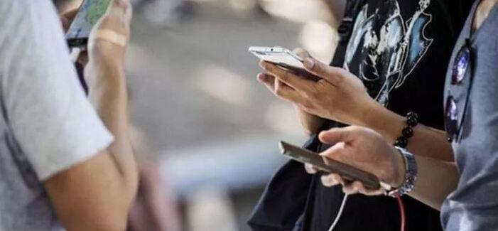 «I nostri figli adescati da pedofili: fermate subito la chat dei mille»