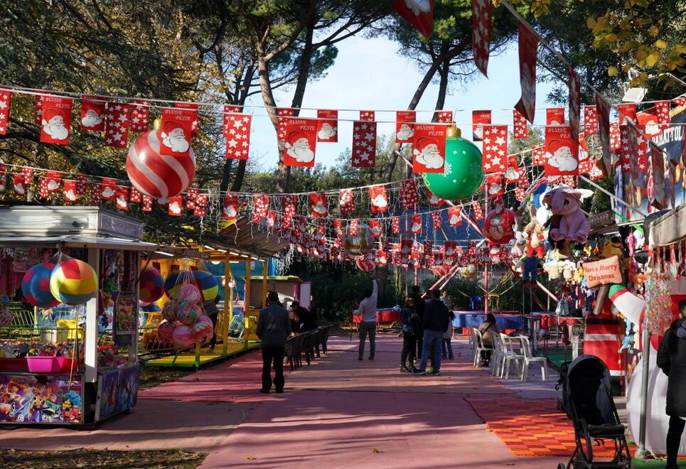 Cavalli trasportati senza permesso: nuove multe al Villaggio di Natale di Livorno