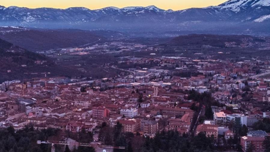 Una veduta aerea dell'Aquila