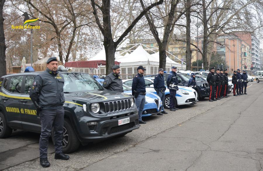 Ferrara, trovato un nascondiglio degli spacciatori