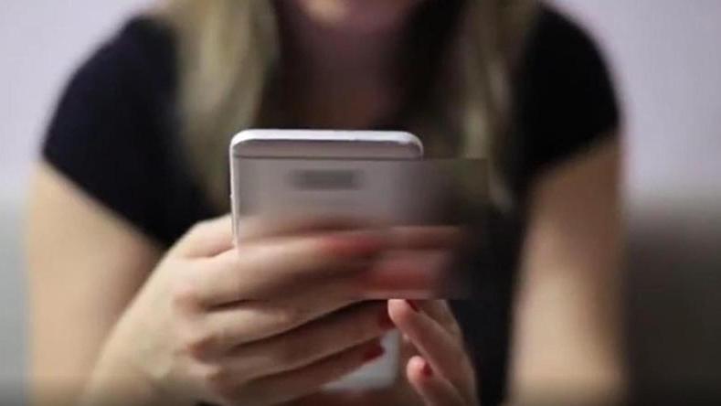 Altri ragazzini nelle chat pedofile: si moltiplicano le segnalazioni