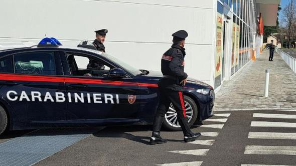 Ruba bibite e dolciumi alla Coop, denunciato 16enne