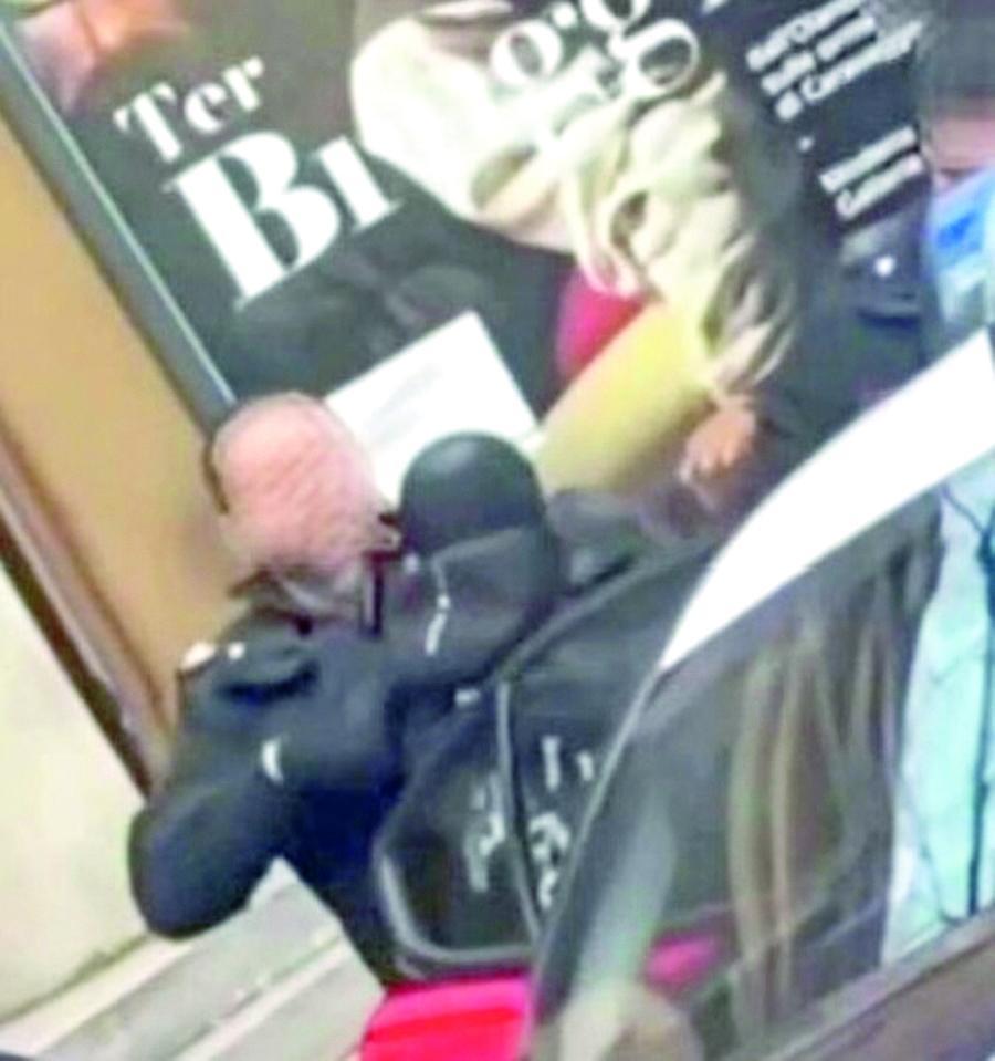 Arresto violento a Modena: acquisiti i filmati delle telecamere