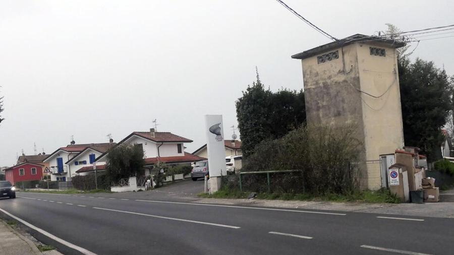 “Fleximan” in Versilia: distrugge l’autovelox ma viene scoperto e finisce in tribunale