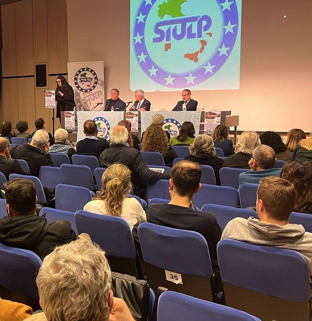 «A Carpi soltanto 40 poliziotti. Ne mancano almeno quindici»<br type="_moz" />
