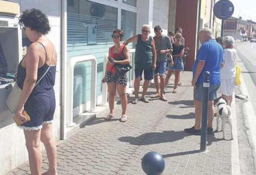 Lido Nazioni, l’emorragia bancomat spaventa