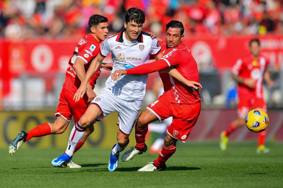 Il Cagliari perde in casa del Monza 1-0