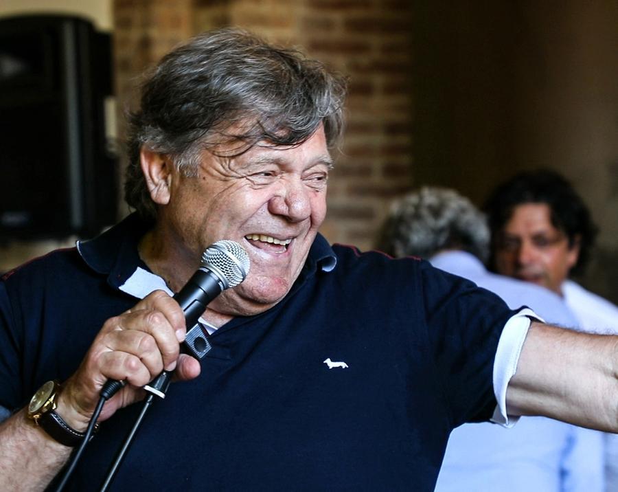 
	Beppe Carletti dei Nomadi

