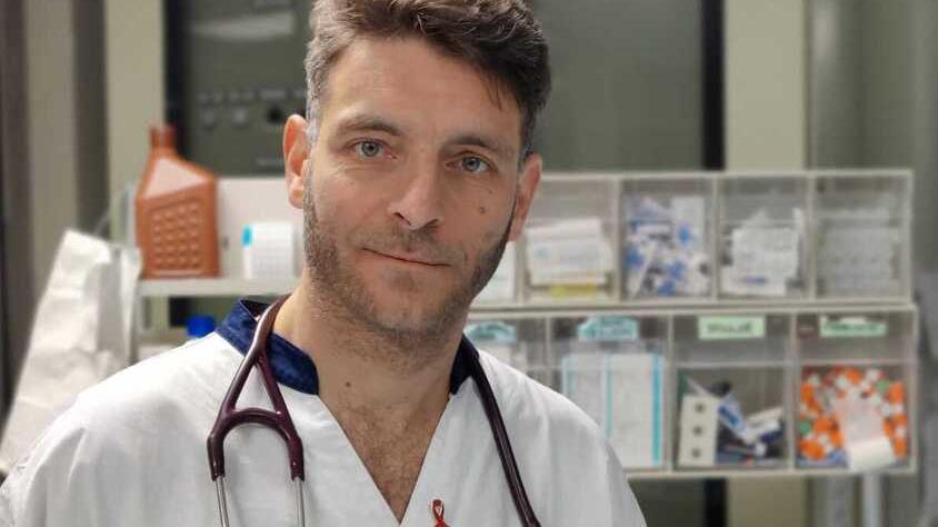 Covid, il medico: «Mai avrei pensato di vedere tanta gente morire»
