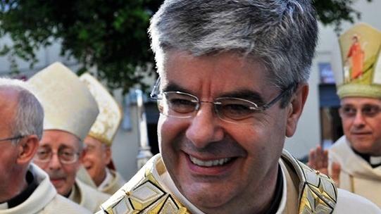 Il vescovo di Ozieri: «I due milioni di euro della Cei in opere professionali e di carità»