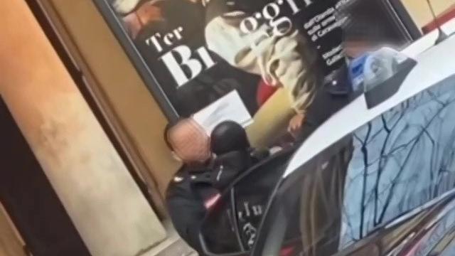 Modena, Molteni si schiera con i carabinieri: «Tutelano la nostra democrazia»