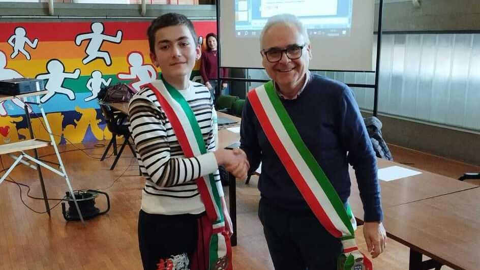Rosignano, ecco il baby sindaco eletto dal consiglio comunale dei ragazzi<br>