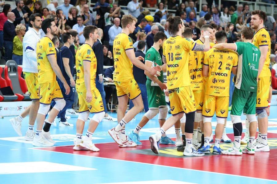 Playoff, Modena eliminata da Trento