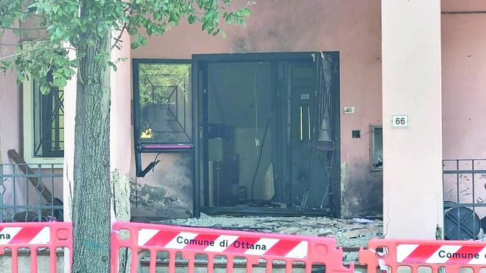 Ottana, nelle immagini della videosorveglianza la chiave per scoprire gli attentatori