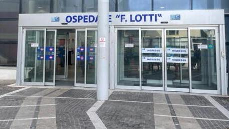 L'ingresso dell’ospedale Lotti di Pontedera