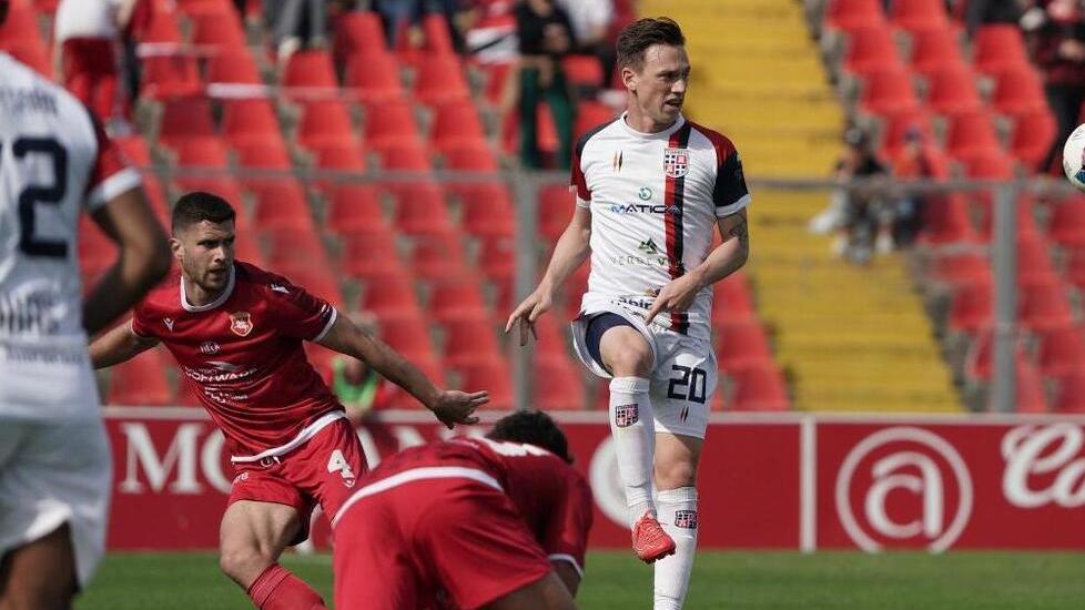 Stagione super per la Torres e se non ci fosse il Cesena...