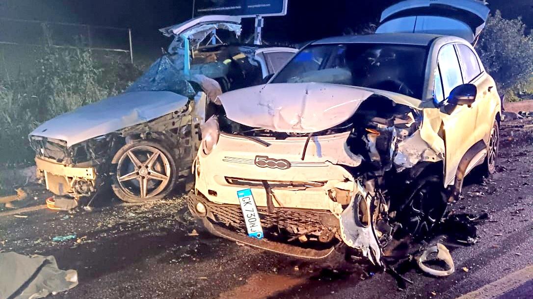 Tre morti sulla Sassari-Alghero, inchiesta della Procura ma pochi dubbi sulla dinamica