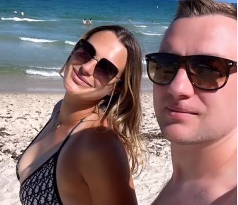 
	Arina Sabalenka con&nbsp;Konstantin Koltsov in una foto del profilo Instagram

