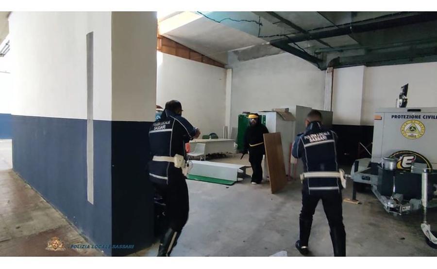 Sassari un esercitazione degli agenti della polizia locale