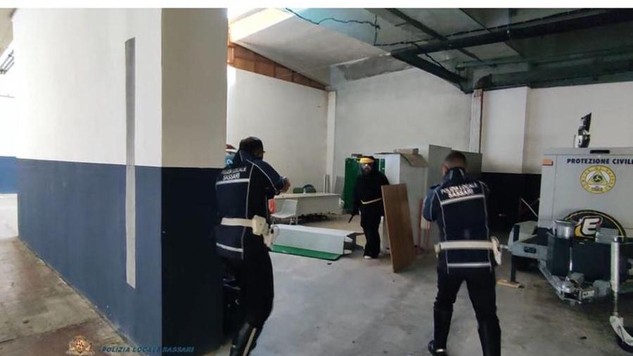 Sassari un esercitazione degli agenti della polizia locale