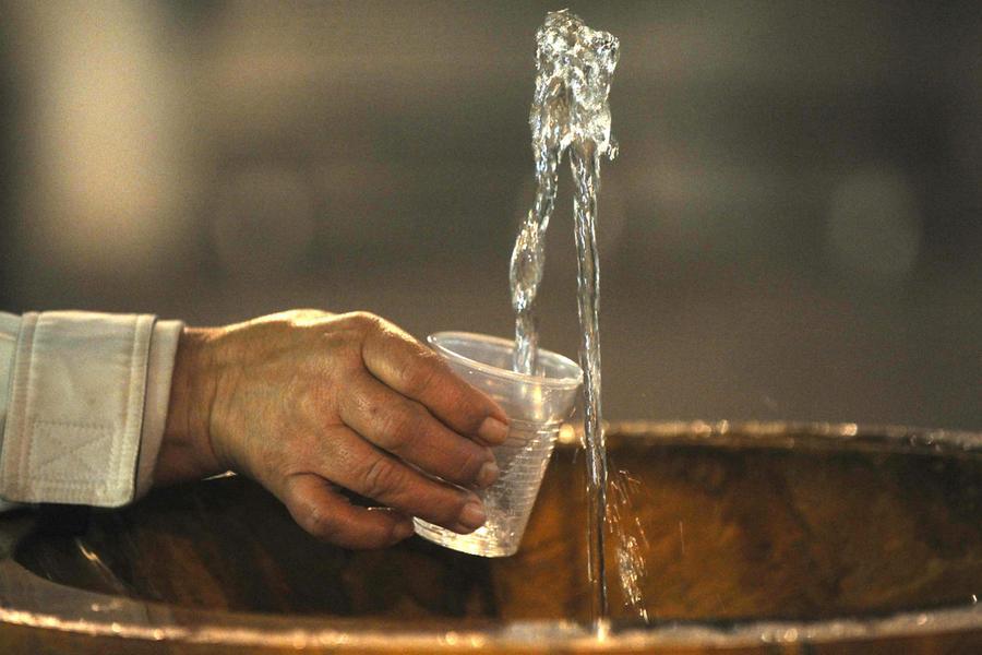 Bolletta dell'acqua sempre più cara: aumento del 25 per cento in cinque anni