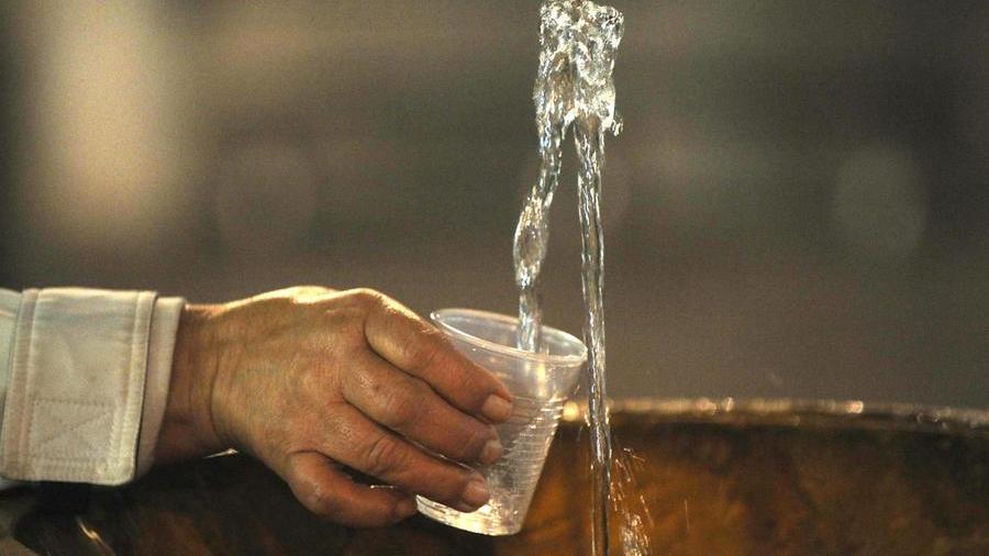 Bolletta dell'acqua sempre più cara: aumento del 25 per cento in cinque anni