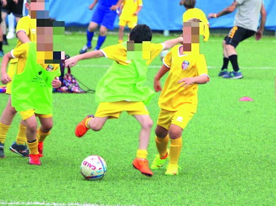 
	Una partita di calcio giovanile

