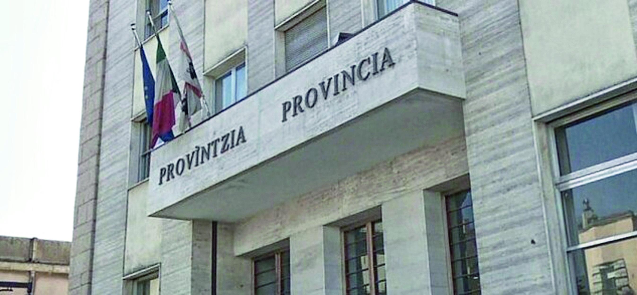 Pasticcio Province, nell’intreccio di leggi referendum e ricorsi