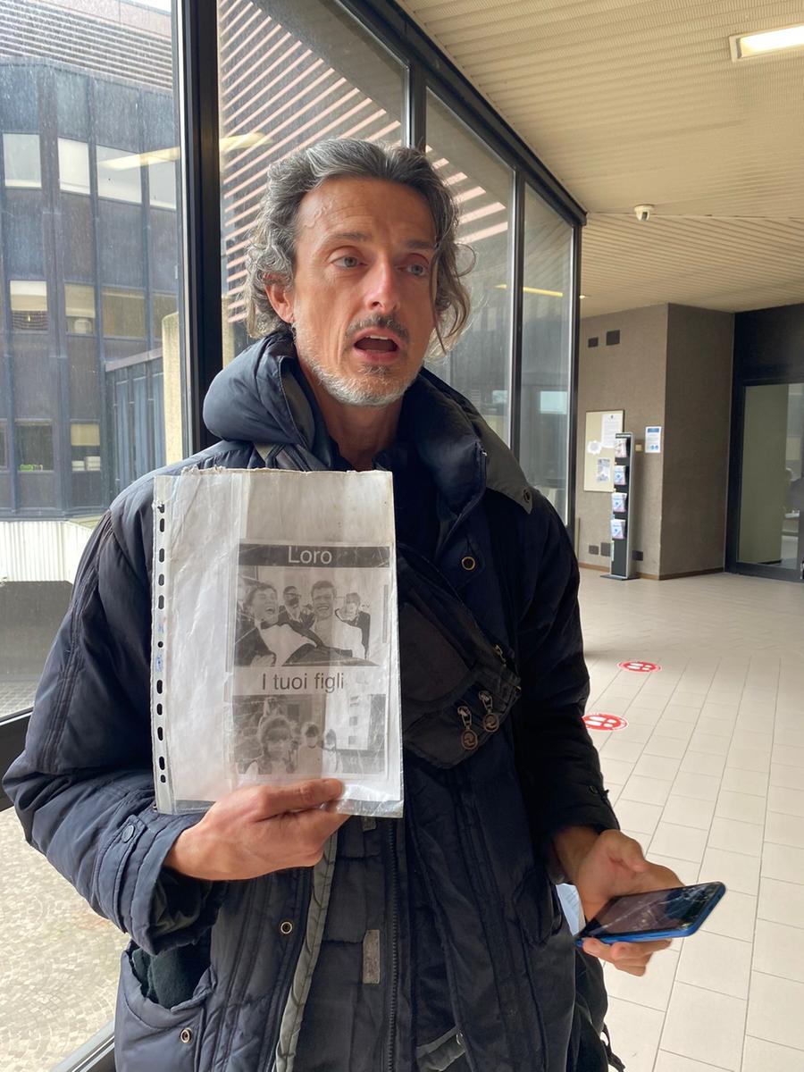 Modena, il no vax Scunzani in tribunale: «Nessuna offesa, proteste lecite»