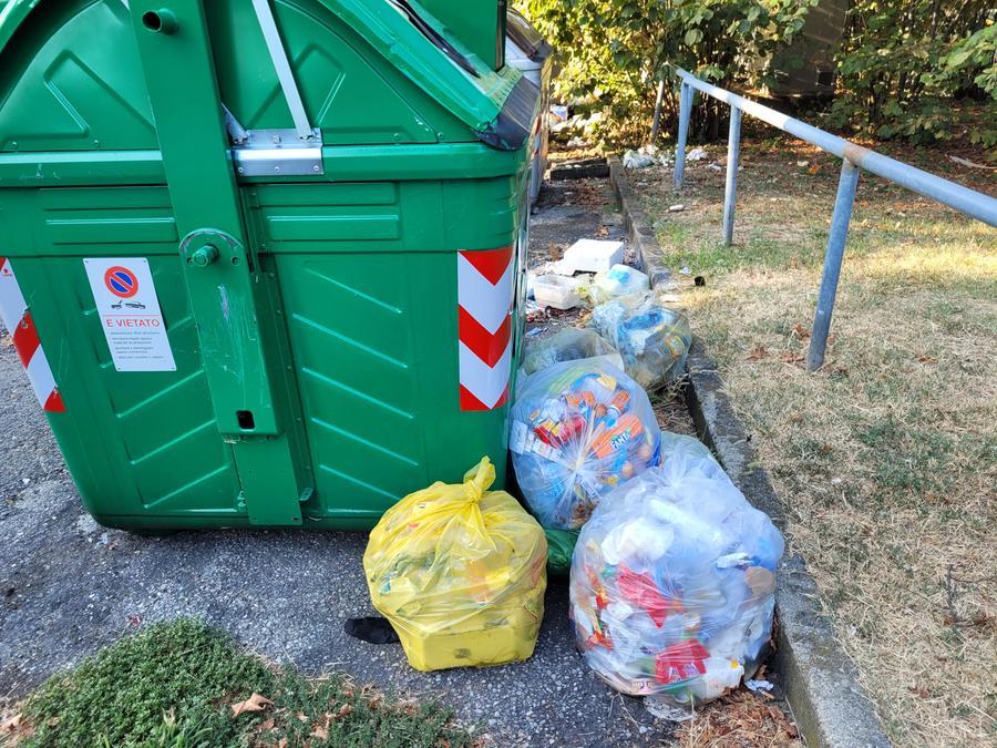 Sassuolo, Menani attacca la raccolta rifiuti: «Il sistema ereditato da Pistoni»