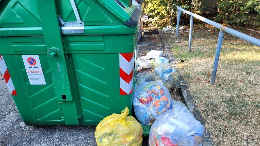 Sassuolo, Menani attacca la raccolta rifiuti: «Il sistema ereditato da Pistoni»