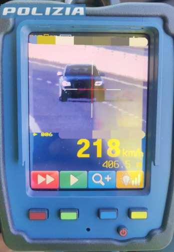 Sfreccia sulla Sassari Olbia a 218 km/h: incastrato dall’autovelox