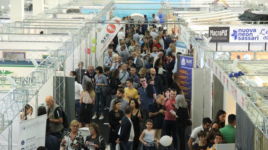 
	La folla di visitatori in una delle ultime edizioni in Promocamera

