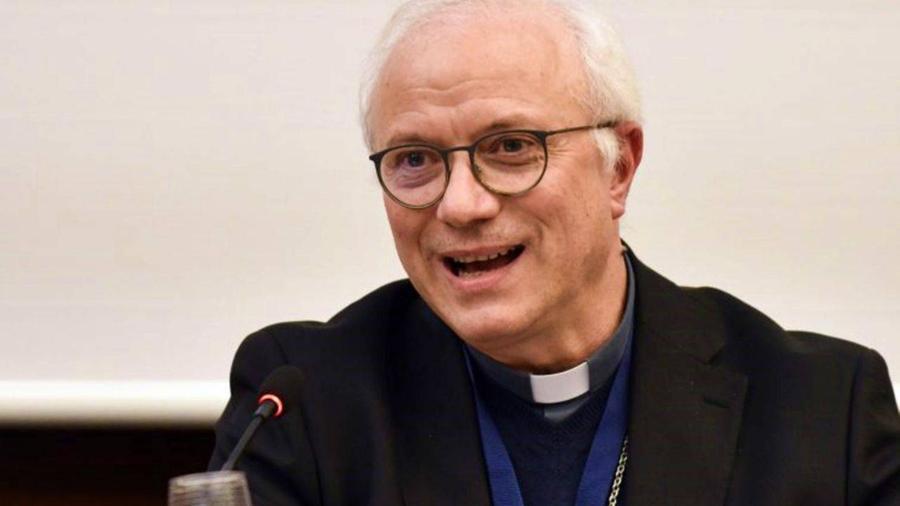 Il segretario della Cei Baturi: «Siamo vicini al vescovo di Ozieri nella preghiera»