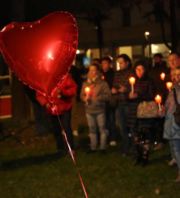 Donne vittime di violenza, fiaccolata in ricordo di Jessica Filianti