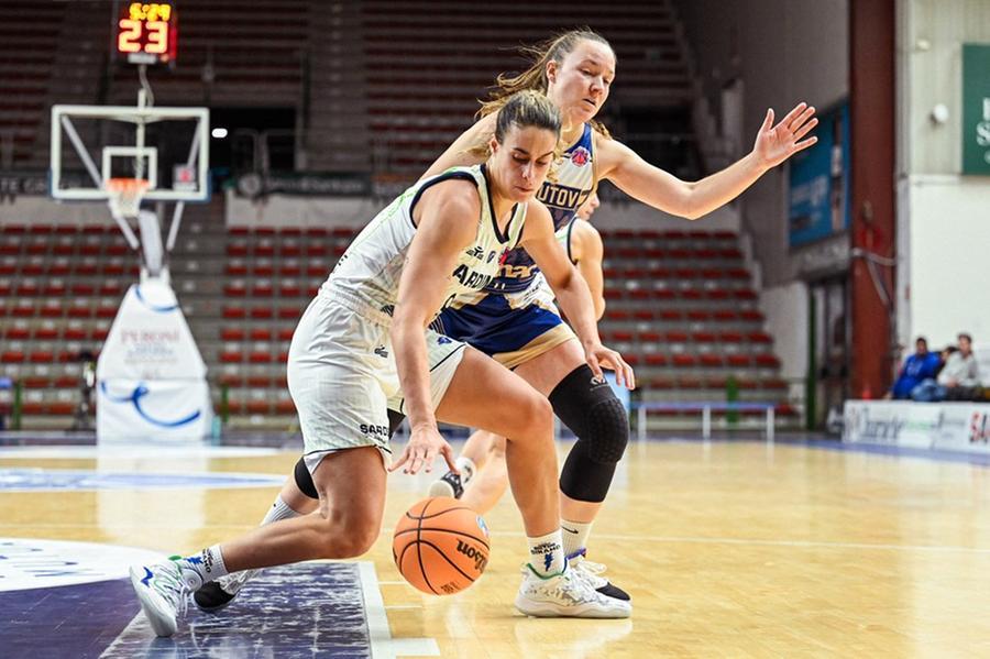 <strong>Sara Crudo</strong> ala della Dinamo Women che nel finale della scorsa stagione ha trascinato alla promozione Battipaglia