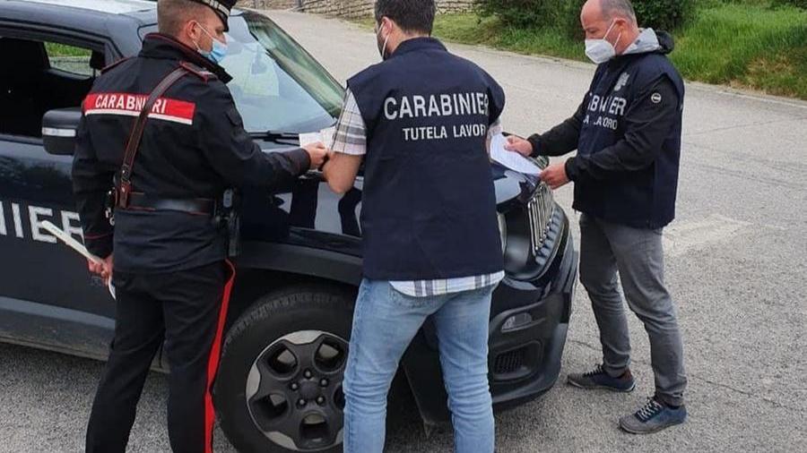 Operaio cade da due metri e mezzo di altezza: in ospedale a Cagliari