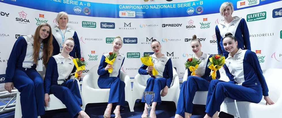 Le ginnaste viareggine ad Ancona