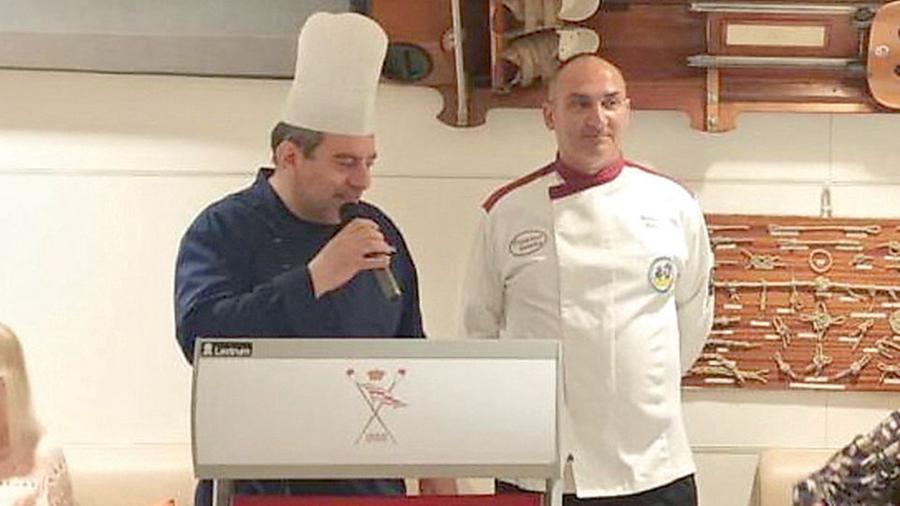 Chef Michelangelo Rongo porta il cacciucco al tavolo del principe di Monaco: l’invito, il menu e gli abbinamenti