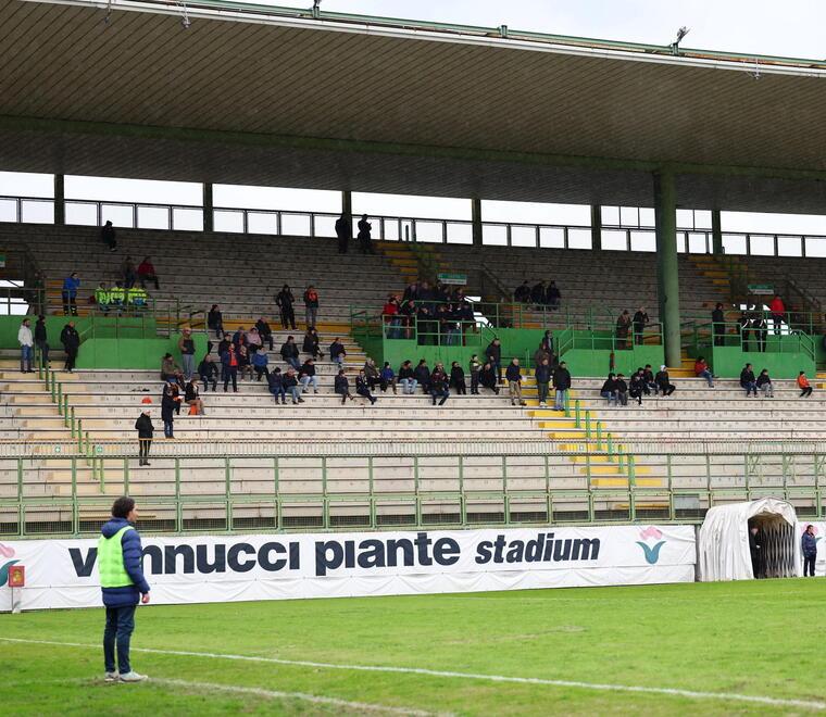 Centri sportivi, Pistoiese e Futsal nei guai. L’ultimatum del Comune: «Pagate i debiti entro 10 giorni»