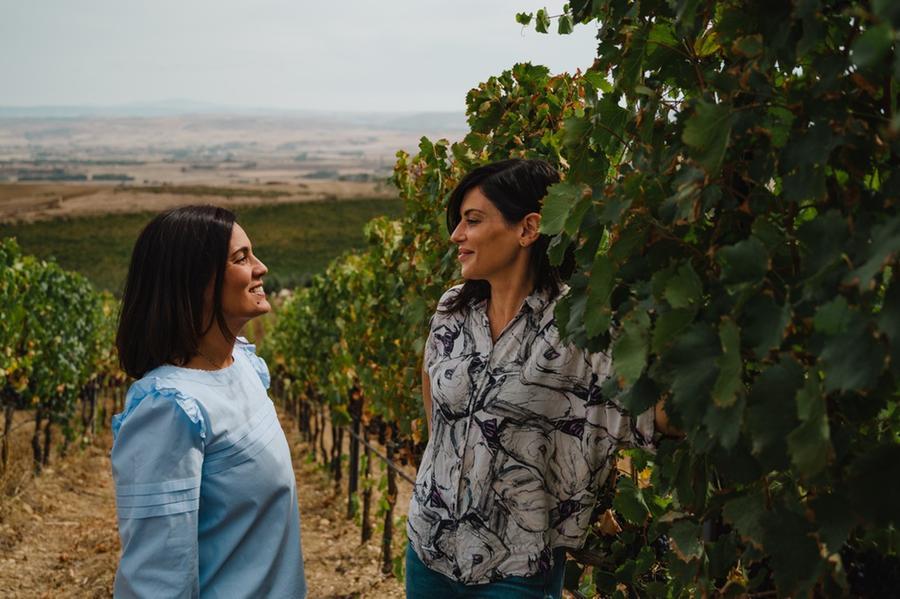Valeria e Roberta Pilloni della cantina Su'Entu