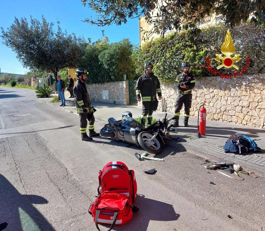 Alghero, schianto auto moto: un ferito