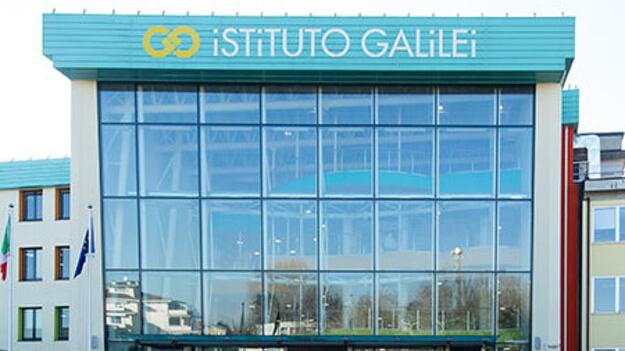 Mirandola, amara sorpresa per il prof aggredito: «Sono stato censurato dal preside»<br type="_moz" />