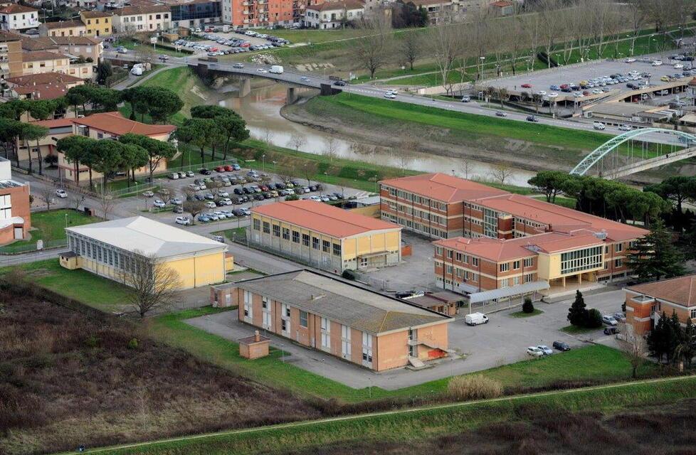 Pontedera, maxi-classi per risparmiare: ecco il piano degli accorpamenti