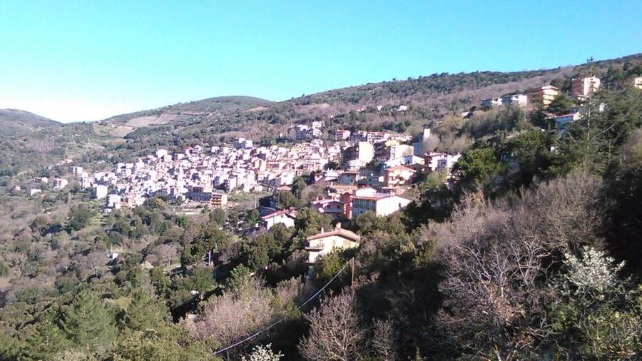 Seui con Cagliari o con l’Ogliastra? Cittadini al voto per decidere