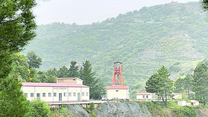 <usng-titolo>L'economista Luigi Guiso: «Einstein telescope e trasporti: la nuova Giunta li affronti così»</usng-titolo>