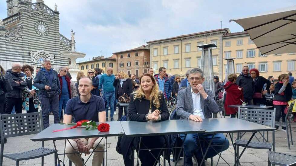 Il segretario Marco Biagioni, la candidata Ilaria Bugetti e il vice sindaco Simone Faggi